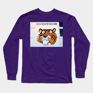 Tony the Tiger along route 66 Long Sleeve T-Shirt